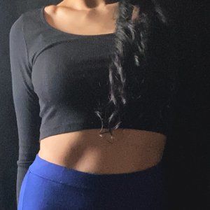 ⭐️ H&M Divided Ribbed Crop Top